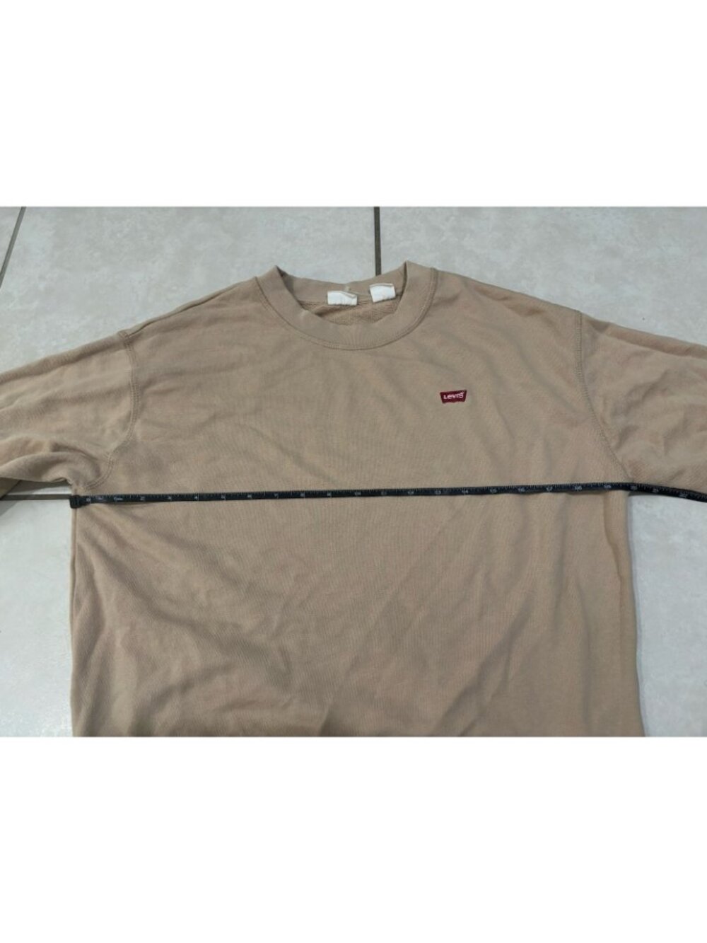 Levi's Crewneck Sweatshirt Men's Tan Beige Fleece Lined Standard Fit Size S - Picture 9 of 11
